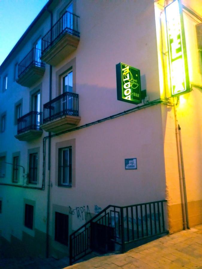 Hotel Dora Plasencia Exterior foto